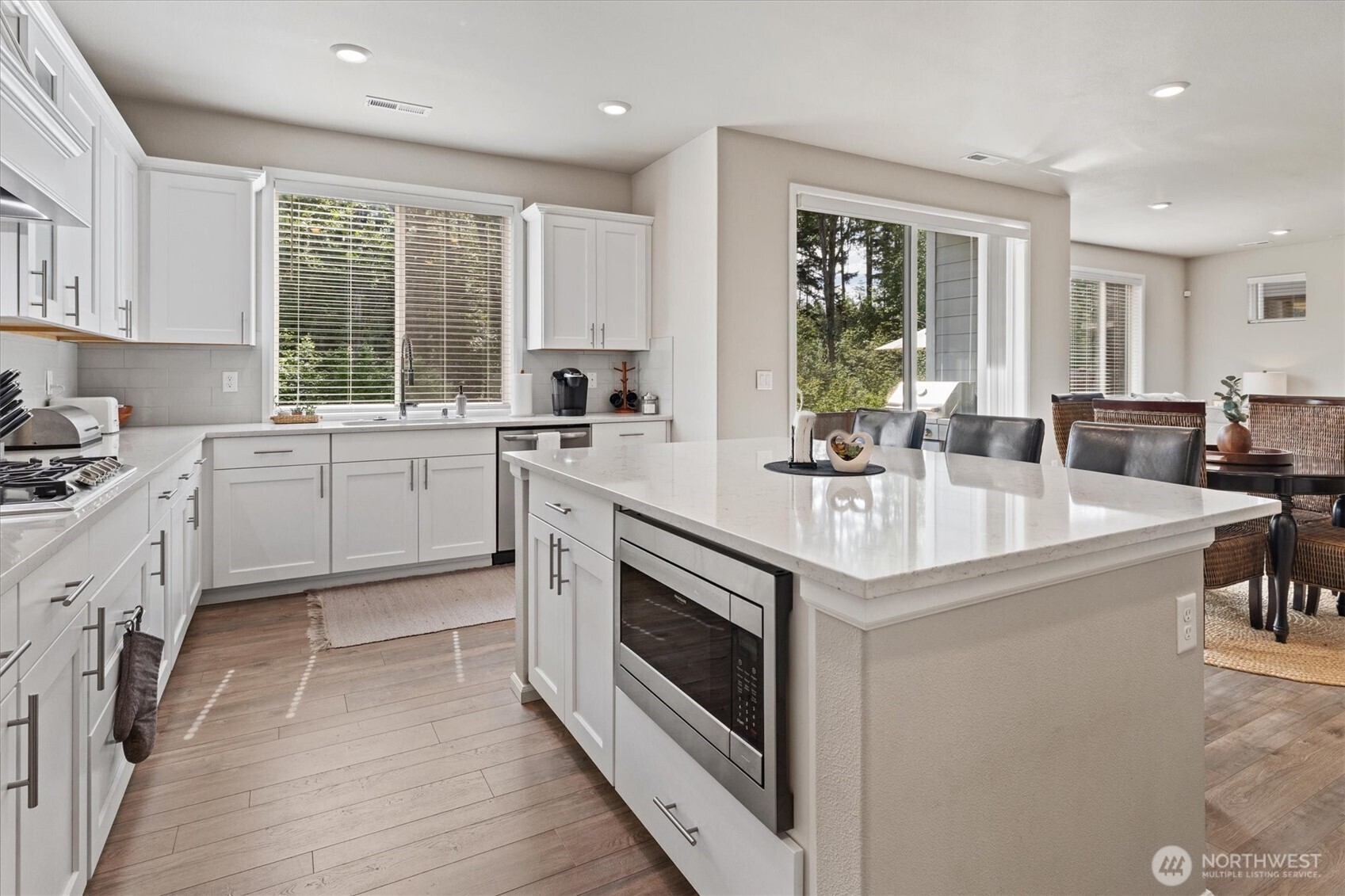 17525 Crossing Drive E Puyallup WA 98374