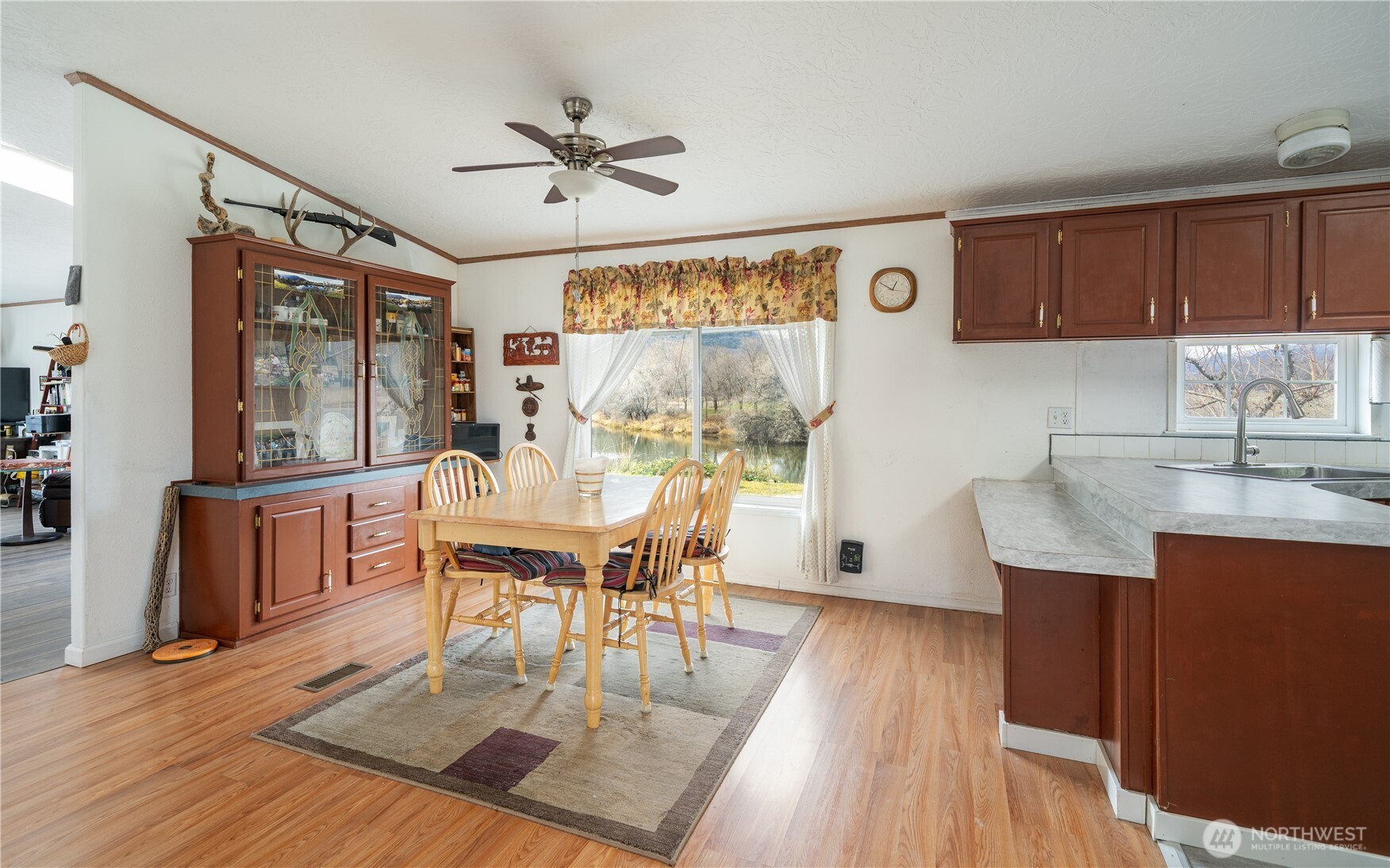 12 Moonlight Drive Oroville WA 98844