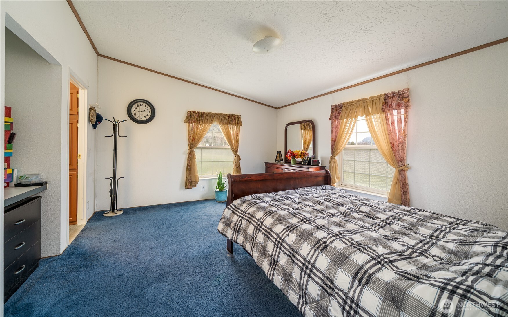 12 Moonlight Drive Oroville WA 98844