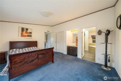 12 Moonlight Drive Oroville WA 98844