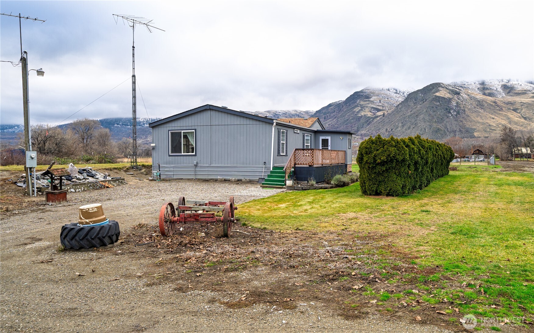 12 Moonlight Drive Oroville WA 98844