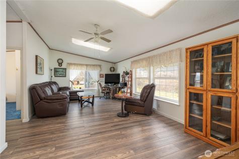 12 Moonlight Drive Oroville WA 98844