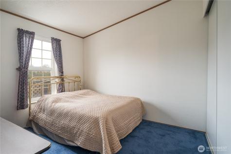 12 Moonlight Drive Oroville WA 98844