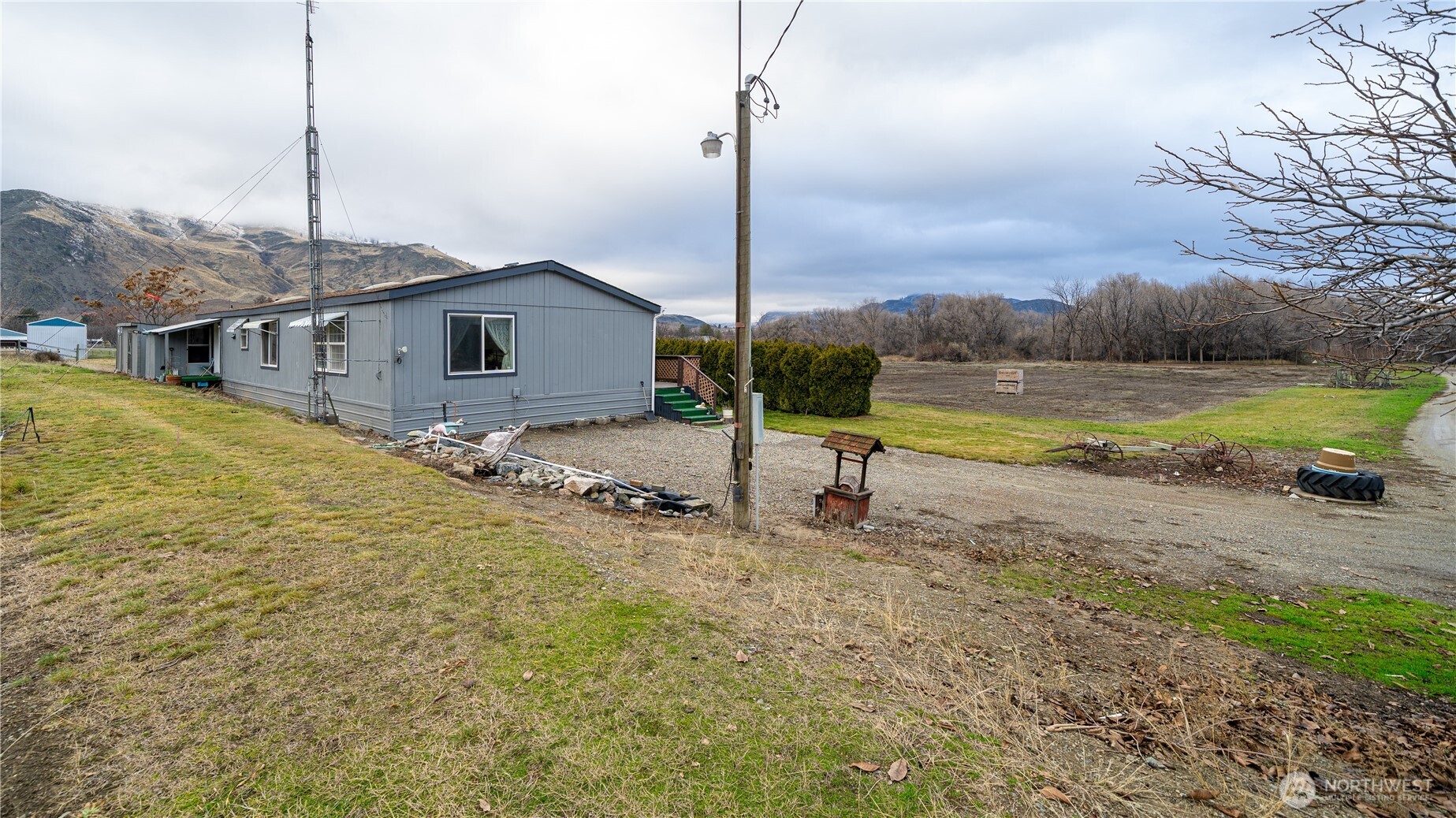 12 Moonlight Drive Oroville WA 98844