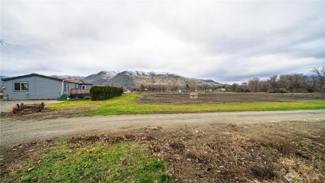 12 Moonlight Drive Oroville WA 98844