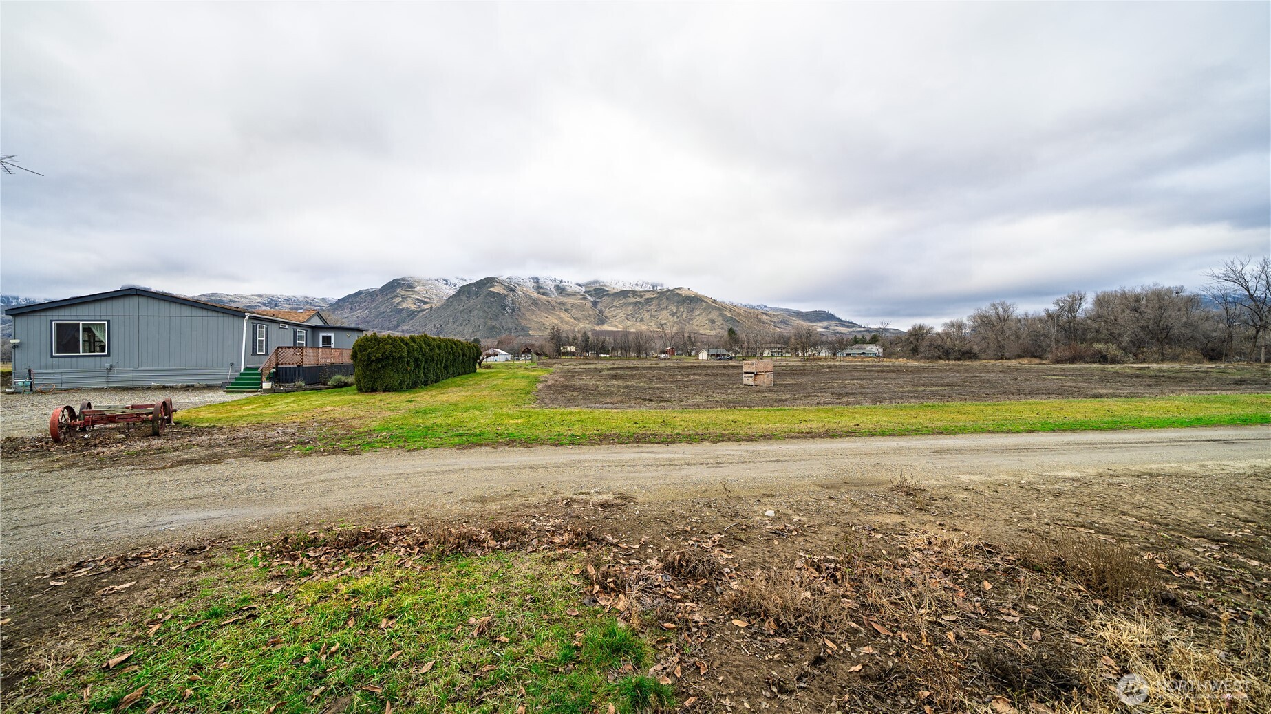 12 Moonlight Drive Oroville WA 98844