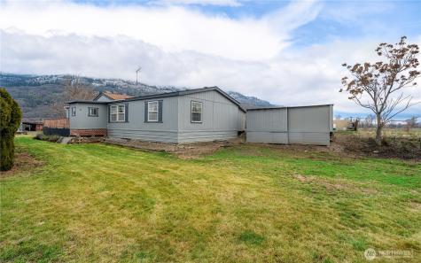 12 Moonlight Drive Oroville WA 98844