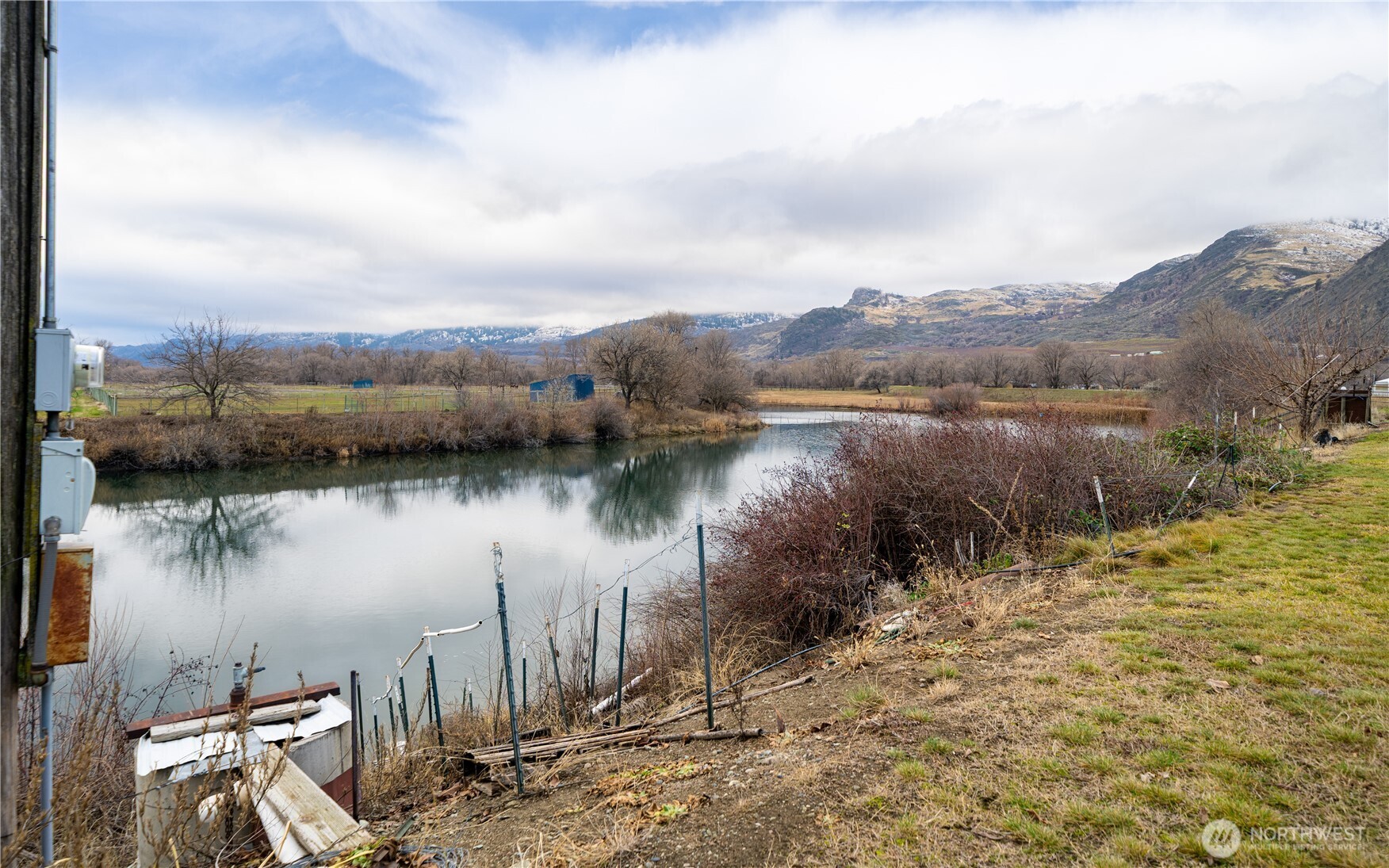 12 Moonlight Drive Oroville WA 98844