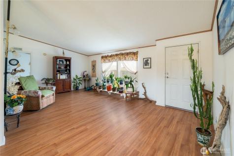 12 Moonlight Drive Oroville WA 98844