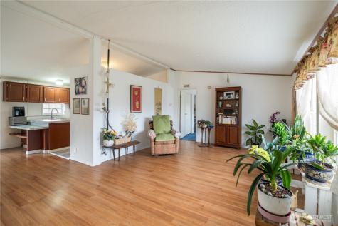 12 Moonlight Drive Oroville WA 98844