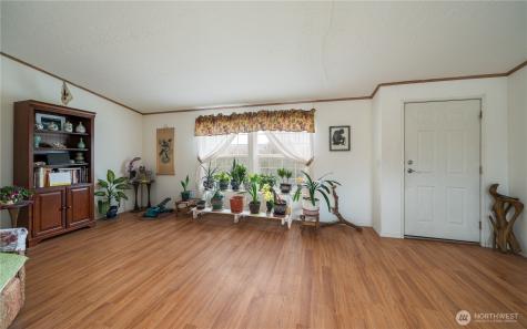 12 Moonlight Drive Oroville WA 98844