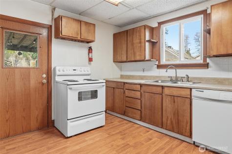 11653 Glendale Way S Seattle WA 98168