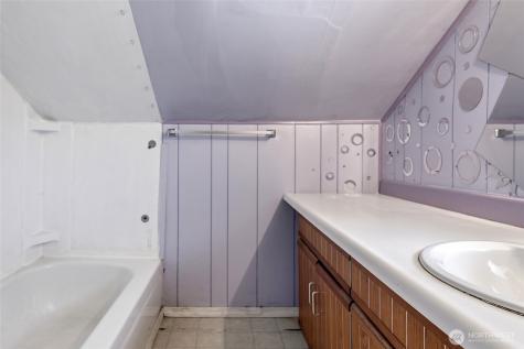 11653 Glendale Way S Seattle WA 98168