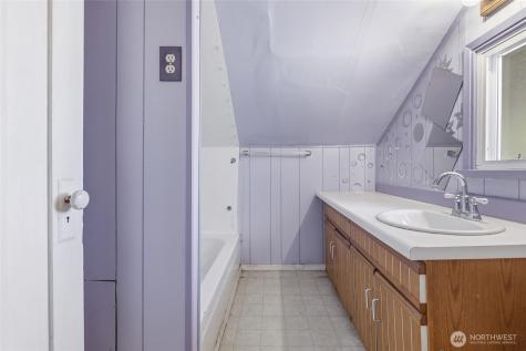 11653 Glendale Way S Seattle WA 98168