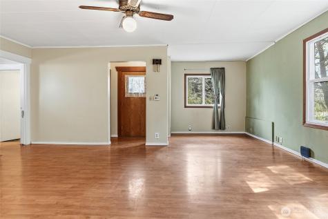 11653 Glendale Way S Seattle WA 98168