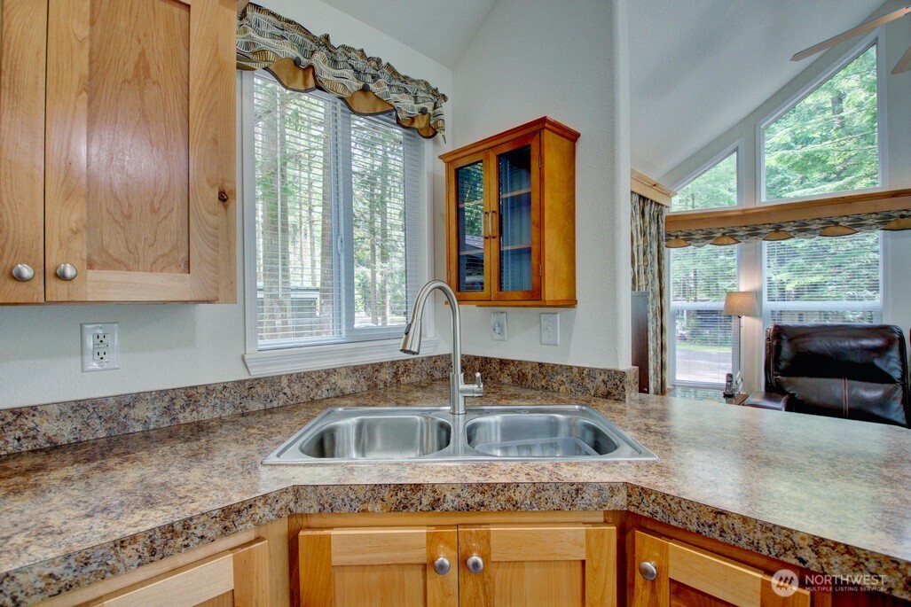 33 Wilderness Way Deming WA 98244