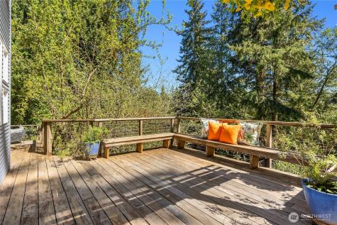 6420 NE Tara Lane Bainbridge Island WA 98110