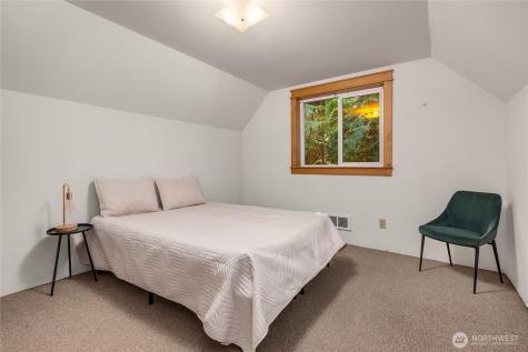 6420 NE Tara Lane Bainbridge Island WA 98110