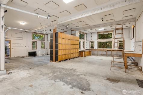 6420 NE Tara Lane Bainbridge Island WA 98110