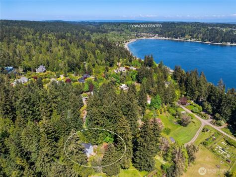 6420 NE Tara Lane Bainbridge Island WA 98110