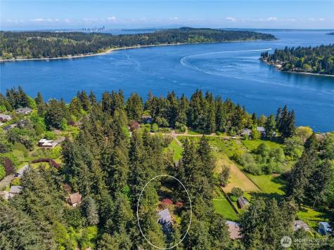 6420 NE Tara Lane Bainbridge Island WA 98110