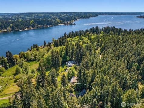6420 NE Tara Lane Bainbridge Island WA 98110