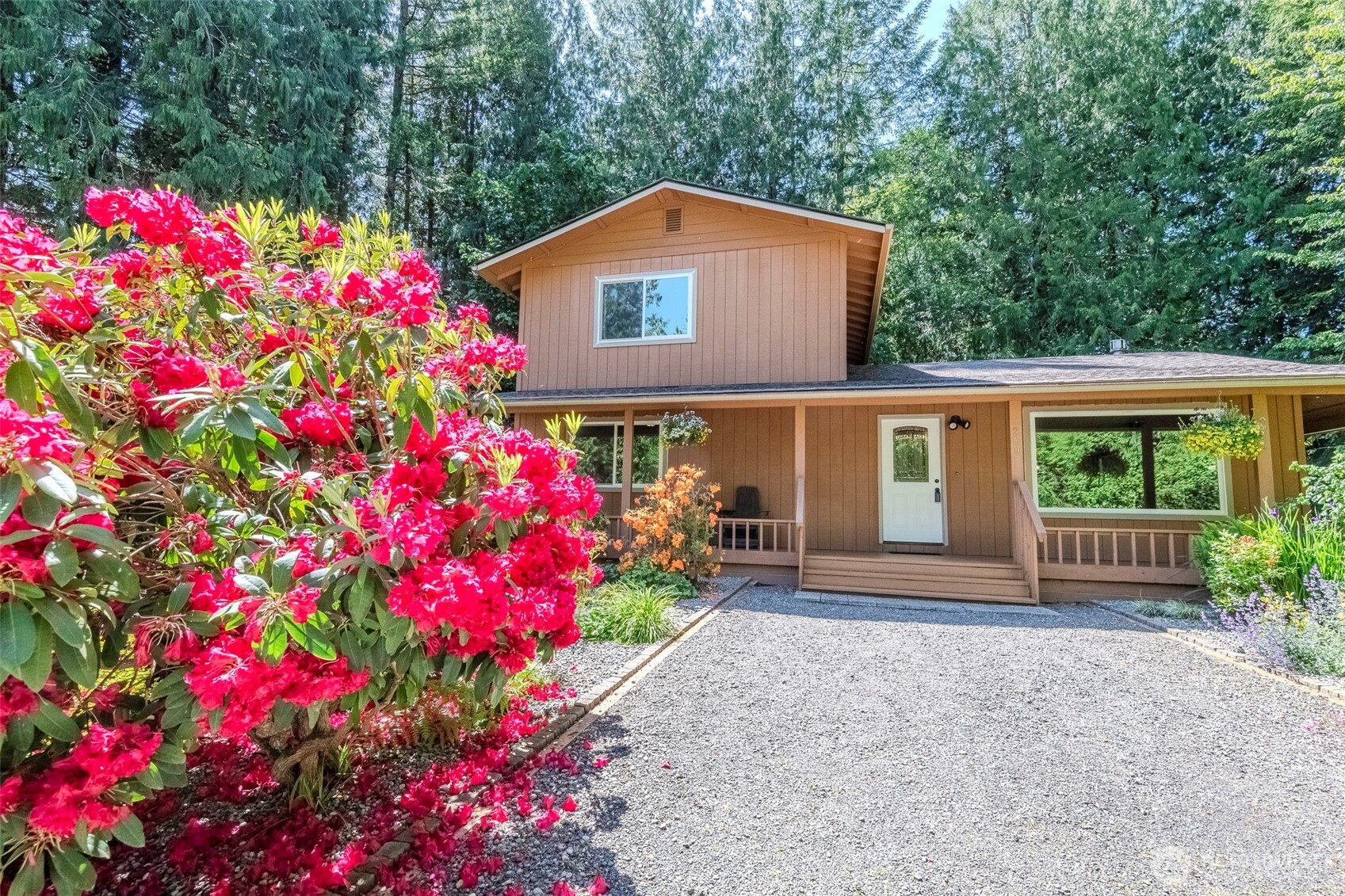 209 Alpha Way Onalaska WA 98570