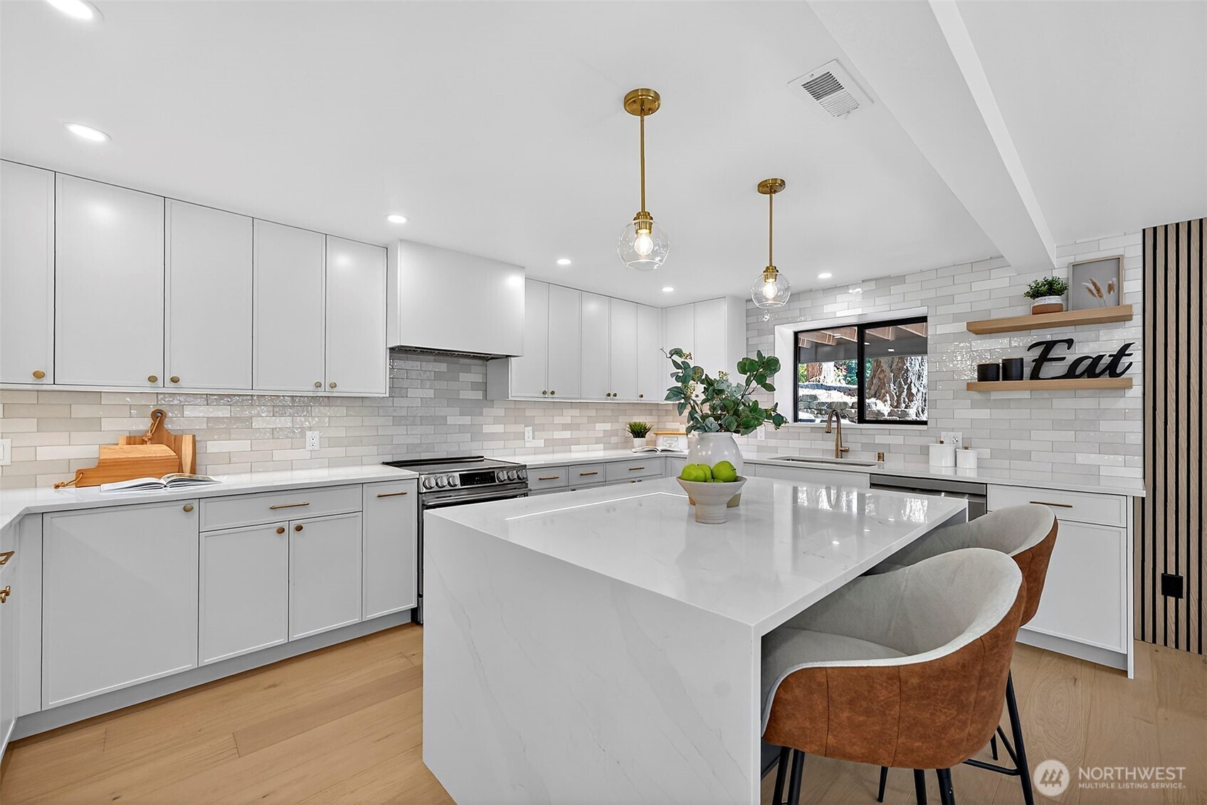 111 Point Fosdick Circle NW Gig Harbor WA 98335