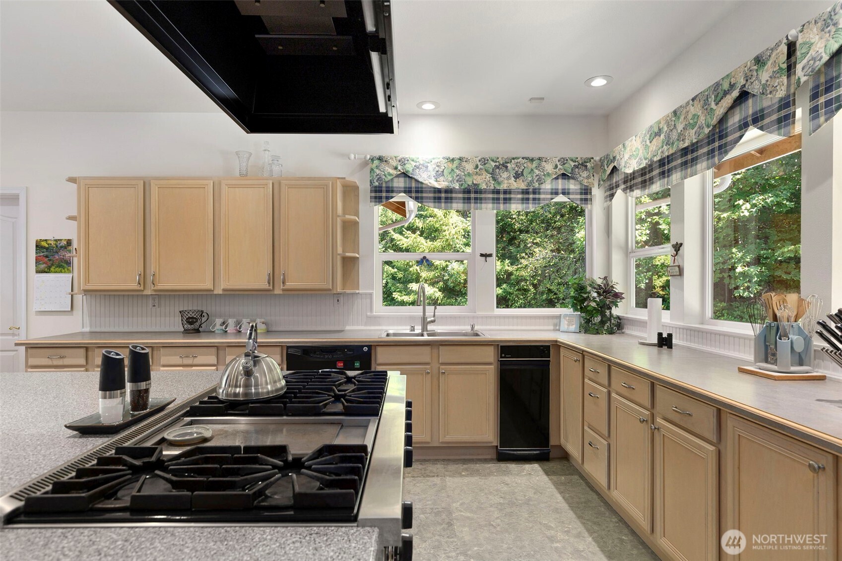 16705 92nd Street NW Lakebay WA 98349