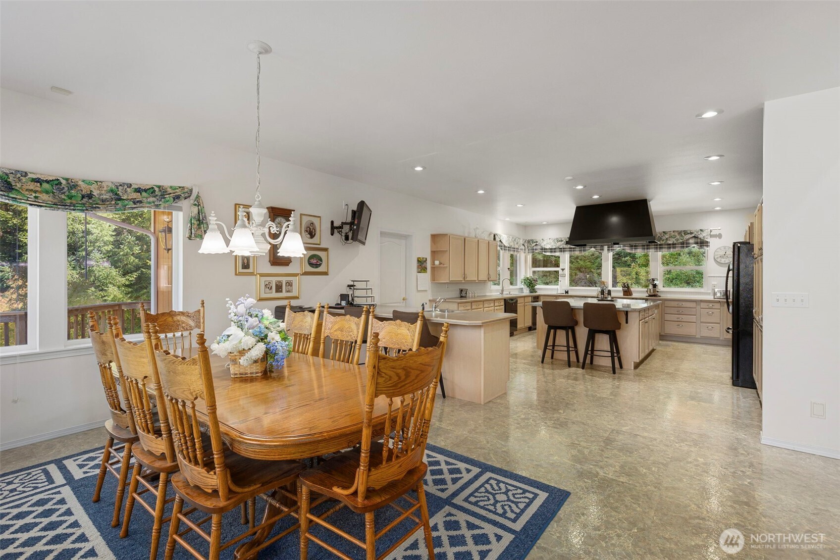 16705 92nd Street NW Lakebay WA 98349