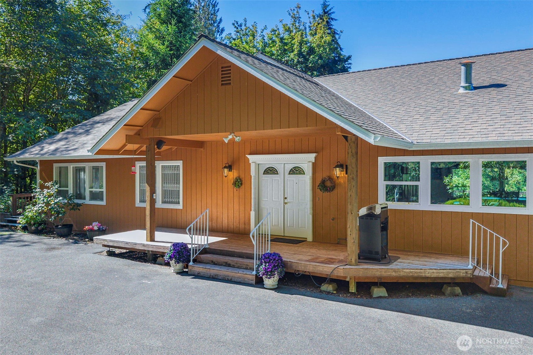 16705 92nd Street NW Lakebay WA 98349