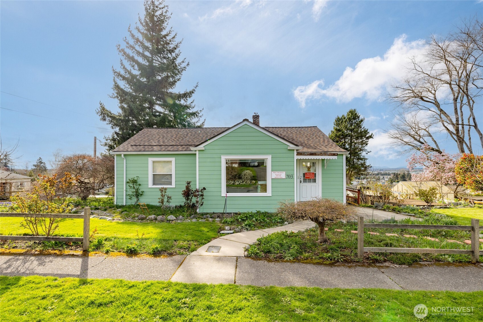 703 N 8th Street Mount Vernon WA 98273