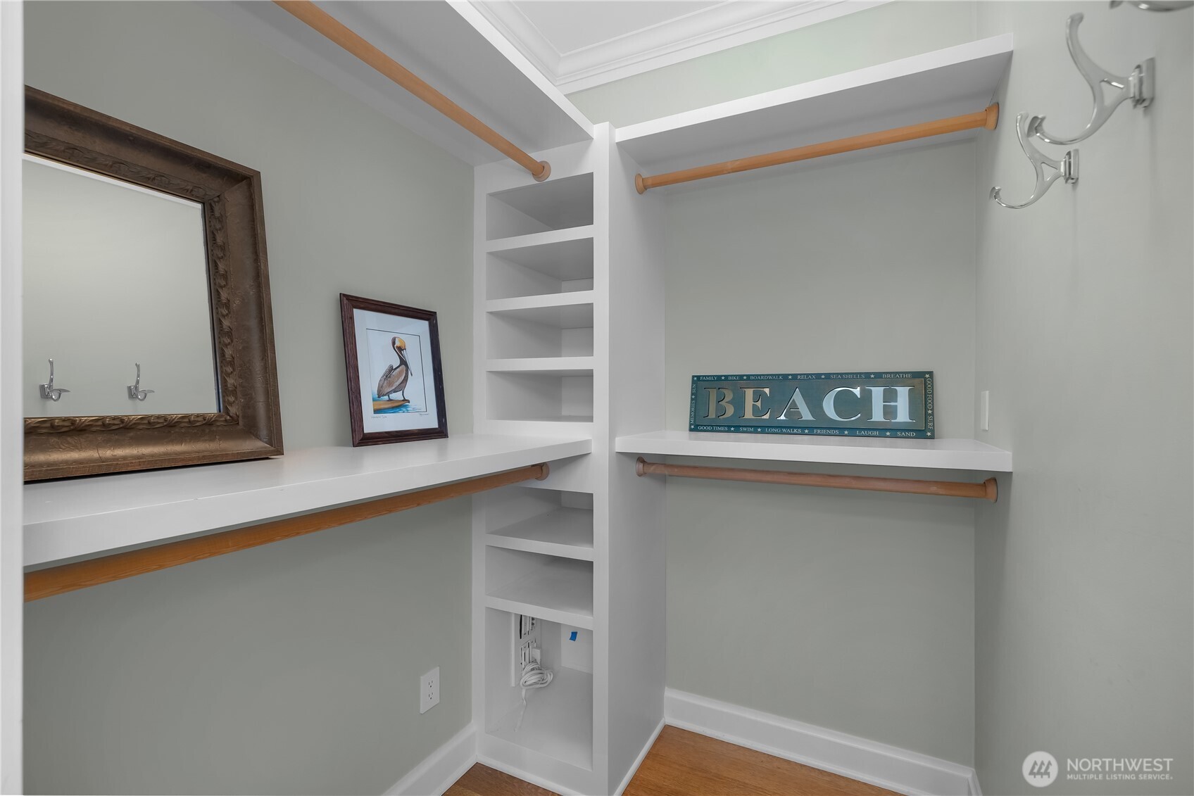 7 E Myrtle Lane Pacific Beach WA 98571