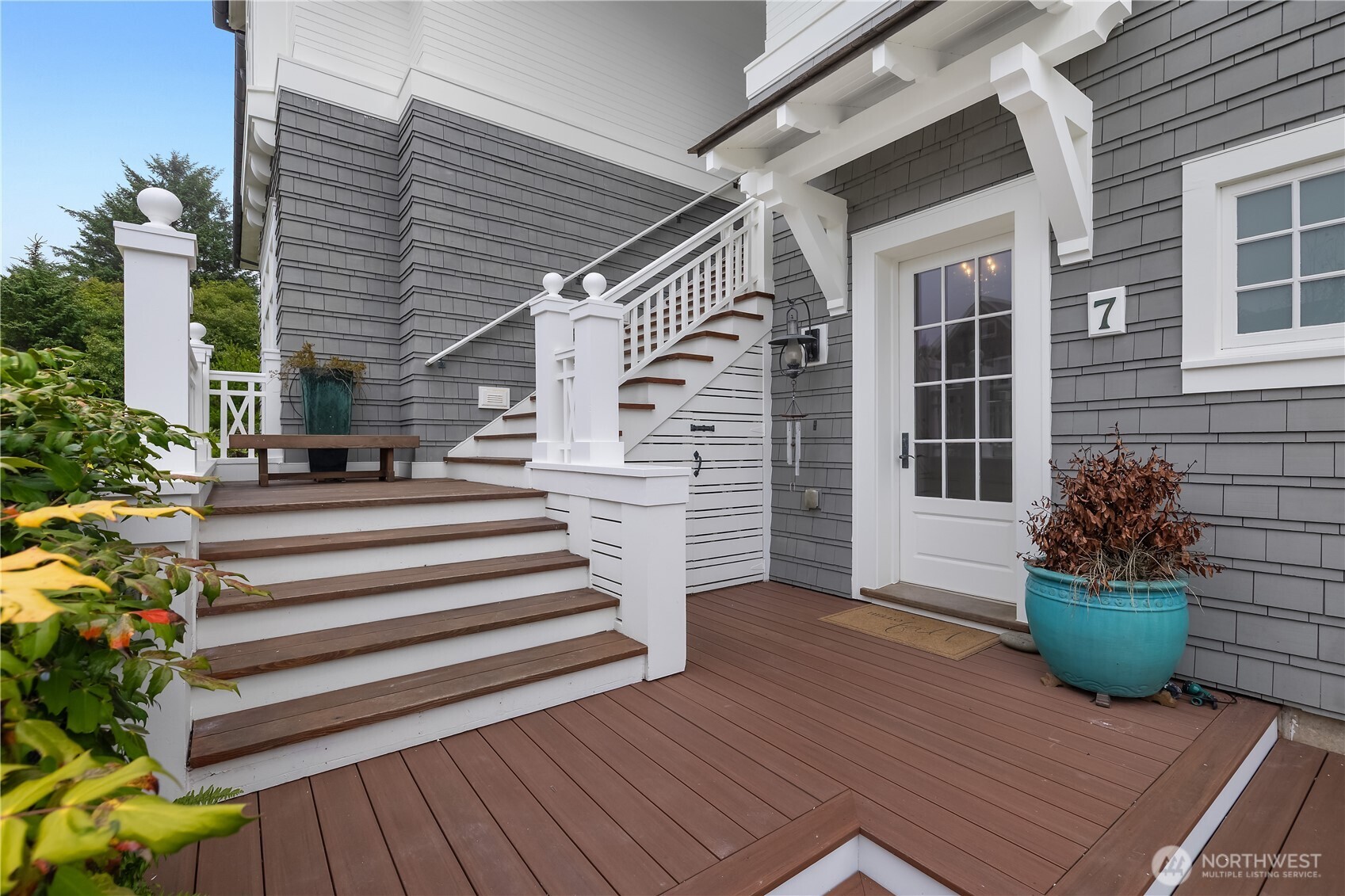 7 E Myrtle Lane Pacific Beach WA 98571