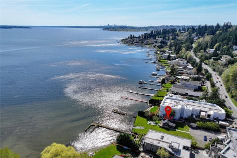 9049 NE Juanita Drive Kirkland WA 98034