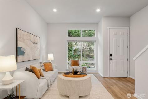 8321 NE 176th Court Kenmore WA 98028