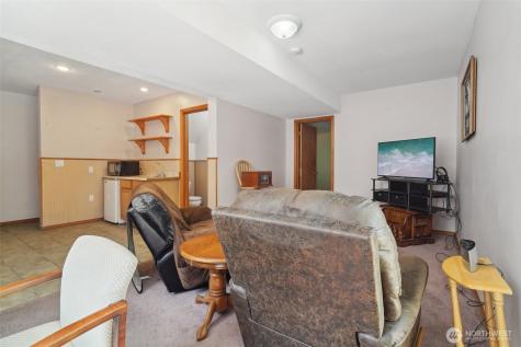 3203 Lake Drive Lake Stevens WA 98258