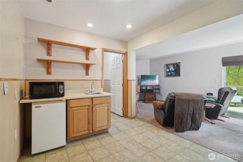 3203 Lake Drive Lake Stevens WA 98258