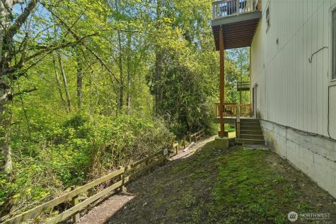 3203 Lake Drive Lake Stevens WA 98258