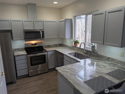 3203 Lake Drive Lake Stevens WA 98258