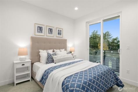 222 10th Avenue E Seattle WA 98102