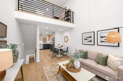 222 10th Avenue E Seattle WA 98102