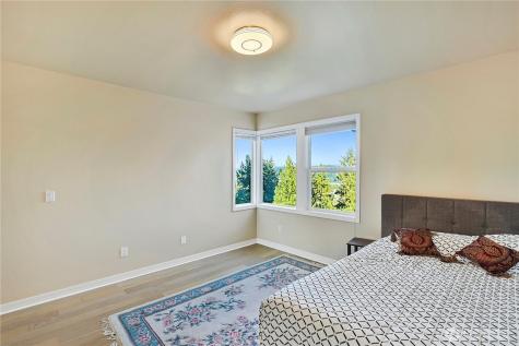 1603 126th Avenue E Edgewood WA 98372