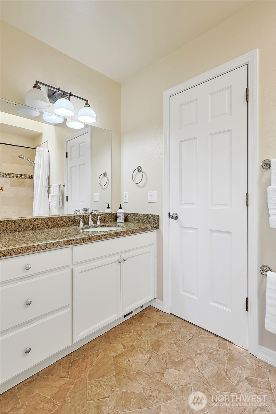 1603 126th Avenue E Edgewood WA 98372