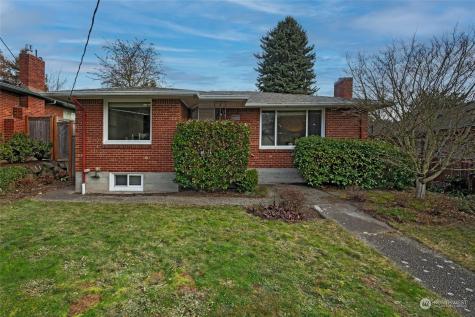 8020 Corliss Avenue N Seattle WA 98103