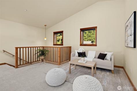 12317 176th Avenue SE Renton WA 98059