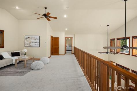 12317 176th Avenue SE Renton WA 98059