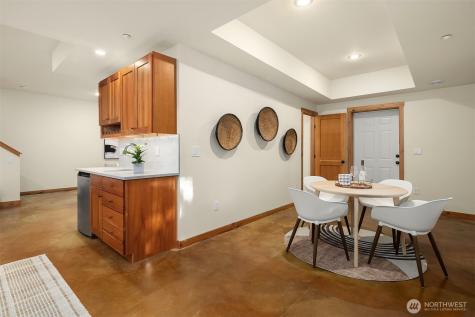 12317 176th Avenue SE Renton WA 98059