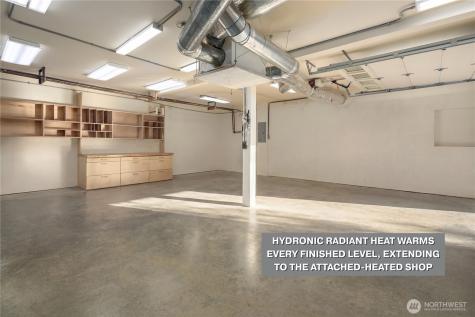 12317 176th Avenue SE Renton WA 98059