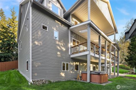 12317 176th Avenue SE Renton WA 98059